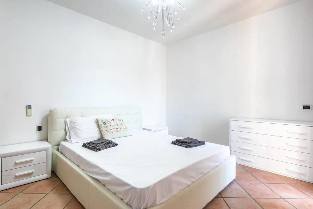 Suite Con 2 Balconi - 6 Guest Prato  Zewnętrze zdjęcie
